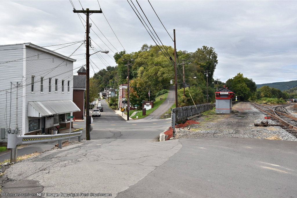 Ridgeley Yard is to the right.